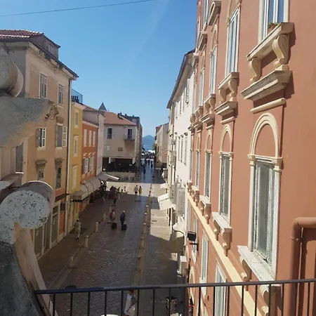 Sea View Appartamento *